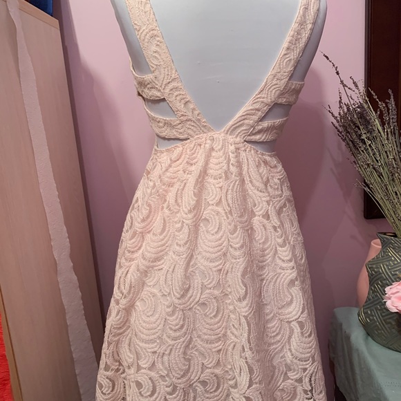 Free People-Turn Back Time dress in Ballet  size 2 - Picture 3 of 10